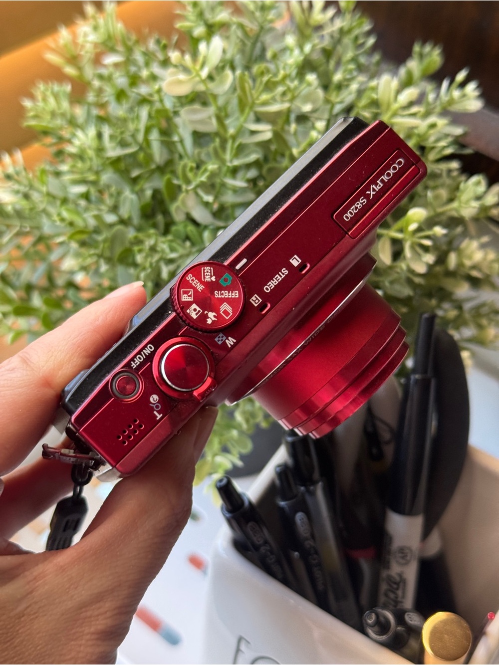 Nikon coolpix s8200 red digital camera - Picture 4 of 9